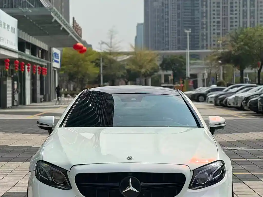 Mercedes-Benz E-Class 2018 — фото 1