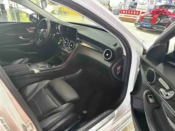 Mercedes-Benz C-Class 2019