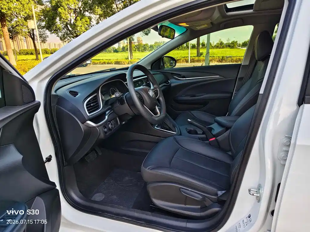 Buick Excelle 2022
