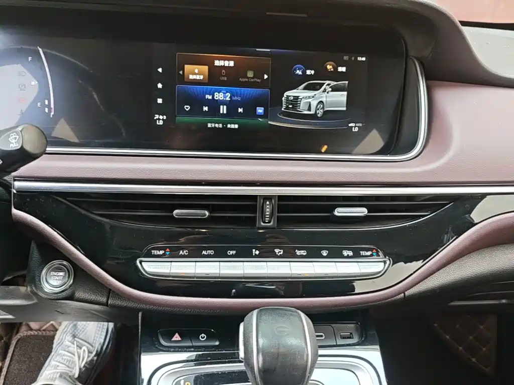 GAC Motor Trumpchi M6 2023 — фото 9