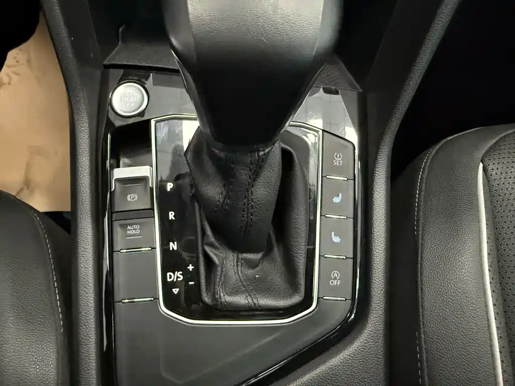 Volkswagen Tiguan L 2023 — фото 14