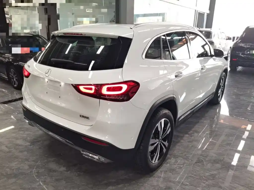 Mercedes-Benz GLA 2021 — фото 7