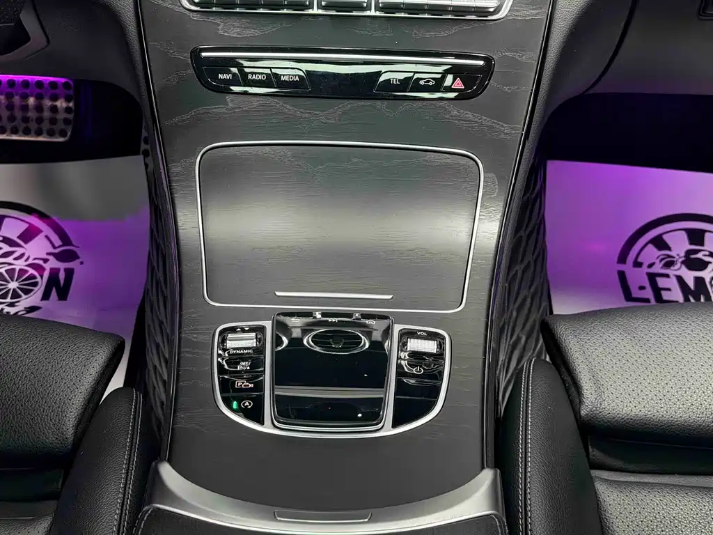 Mercedes-Benz C-Class 2019 — фото 35