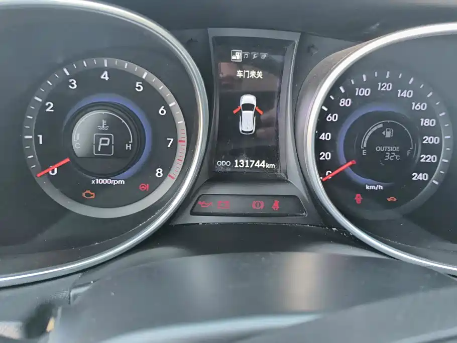 Hyundai Santa Fe 2013 — фото 14