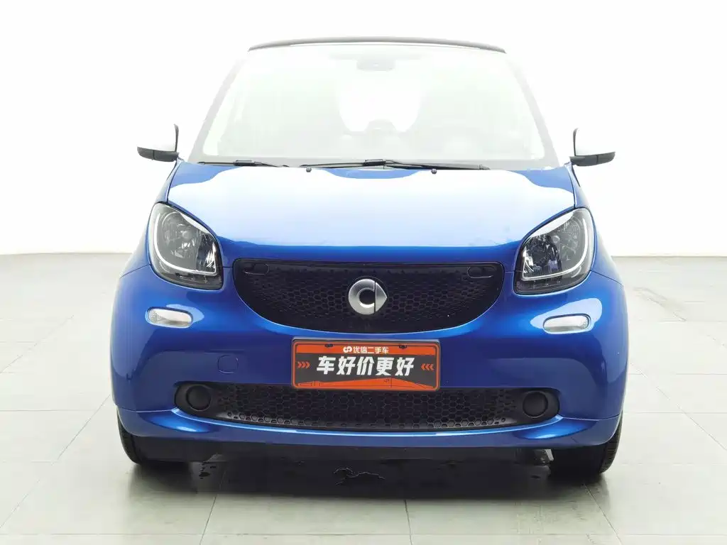 smart fortwo 2019 — фото 3