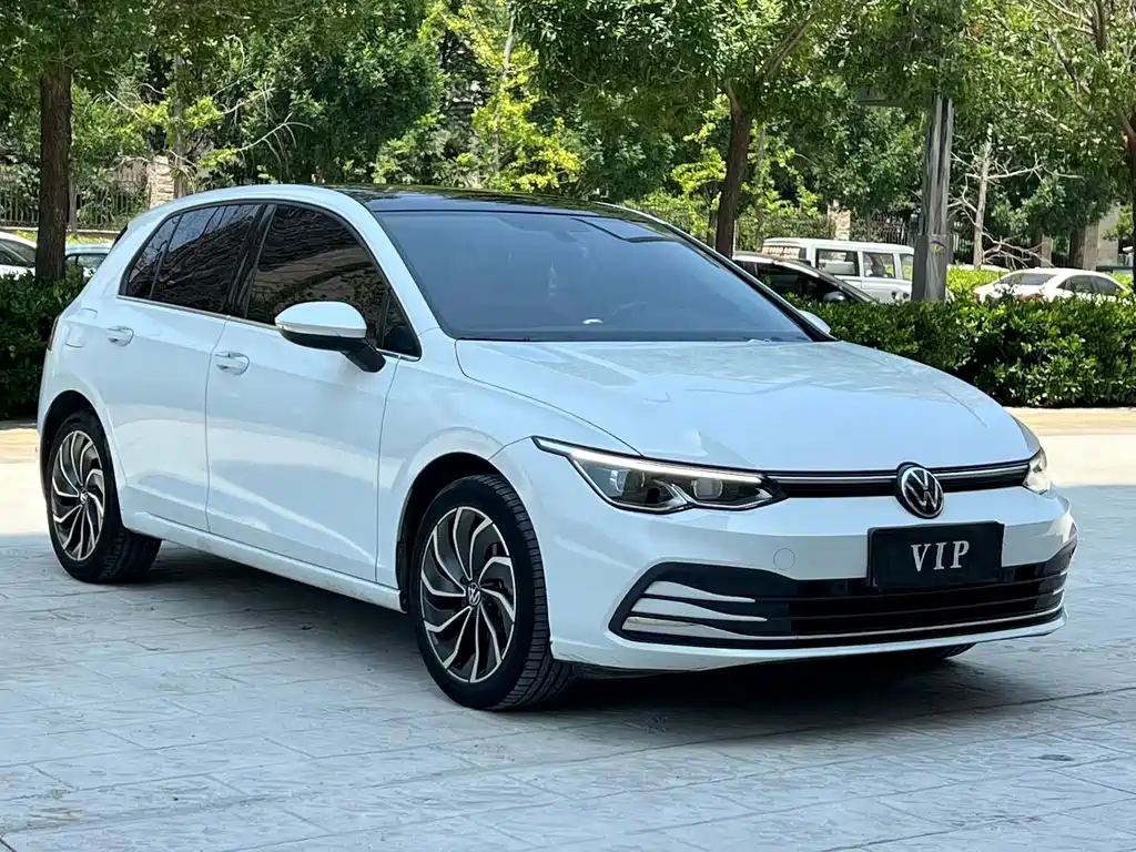 Volkswagen Golf 2023