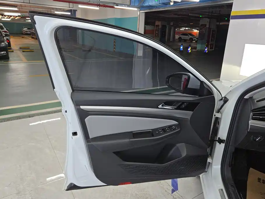 Volkswagen Bora 2023