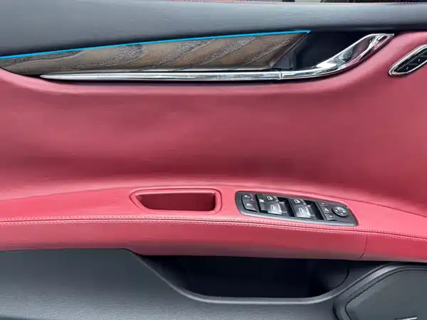 Maserati Quattroporte 2018