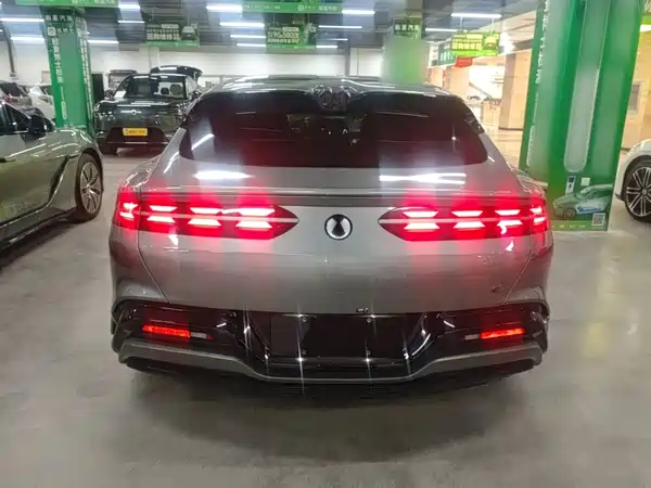 Denza Z9GT 2026