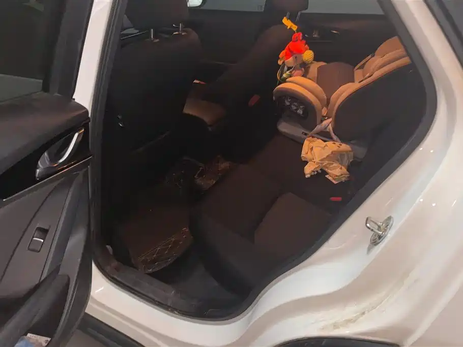 Mazda CX-4 2020 — фото 11