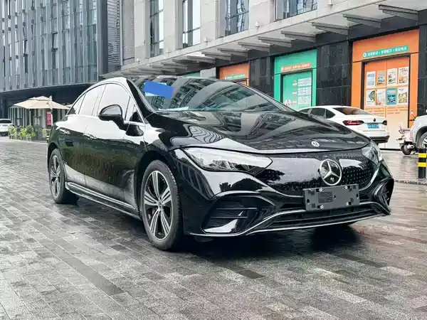 Mercedes-Benz EQE 2025