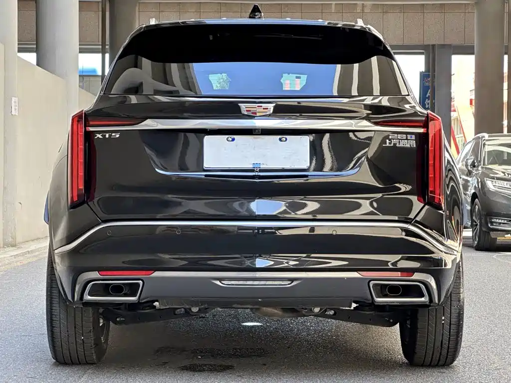 Cadillac XT5 2025 — фото 4