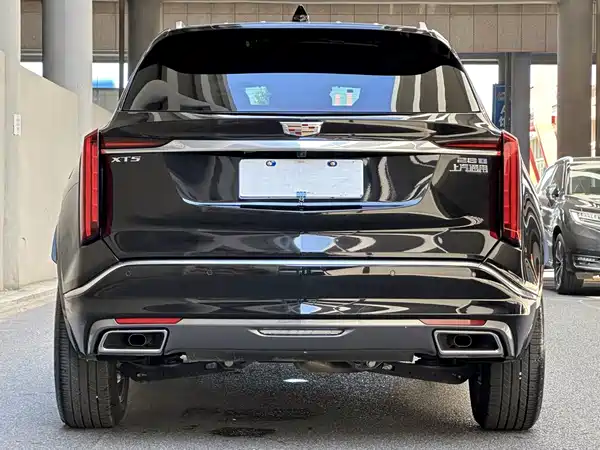 Cadillac XT5 2025