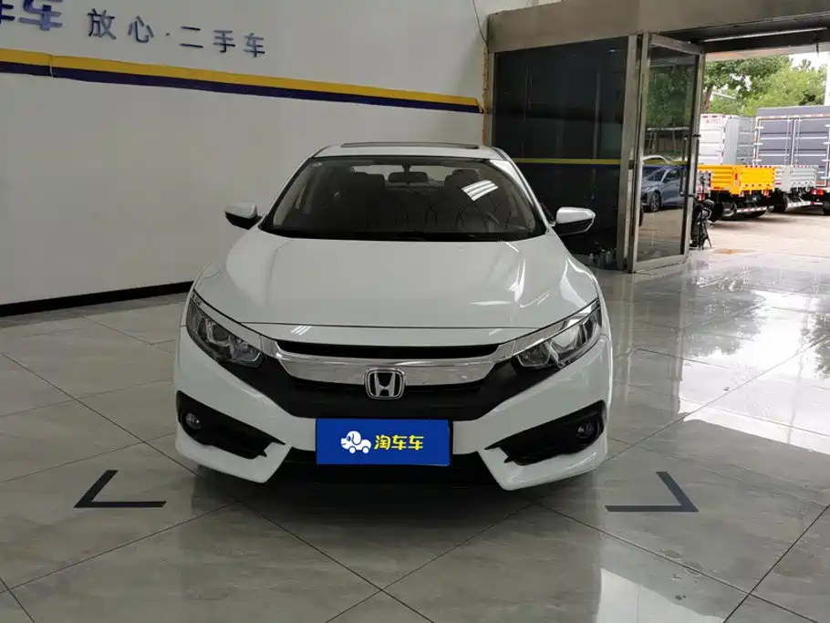 Honda Civic 2017 — фото 2