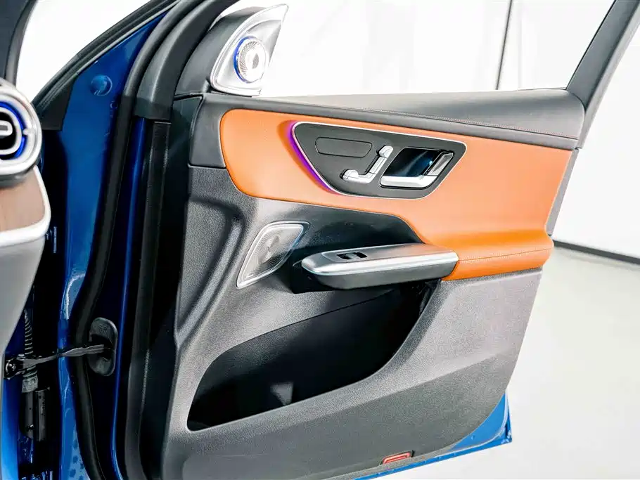 Mercedes-Benz GLC 2025 — фото 14
