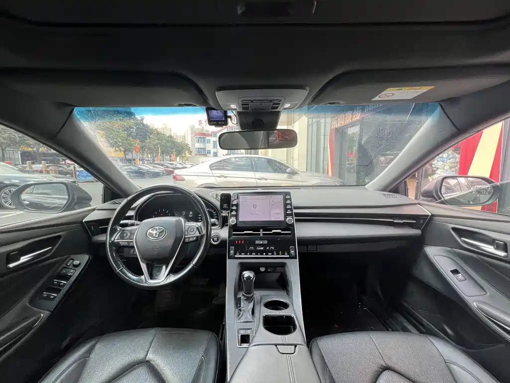 Toyota Avalon 2020 — фото 11