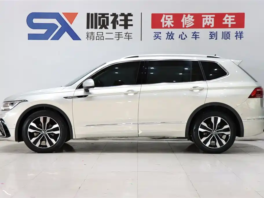 Volkswagen Tiguan L 2022 — фото 6
