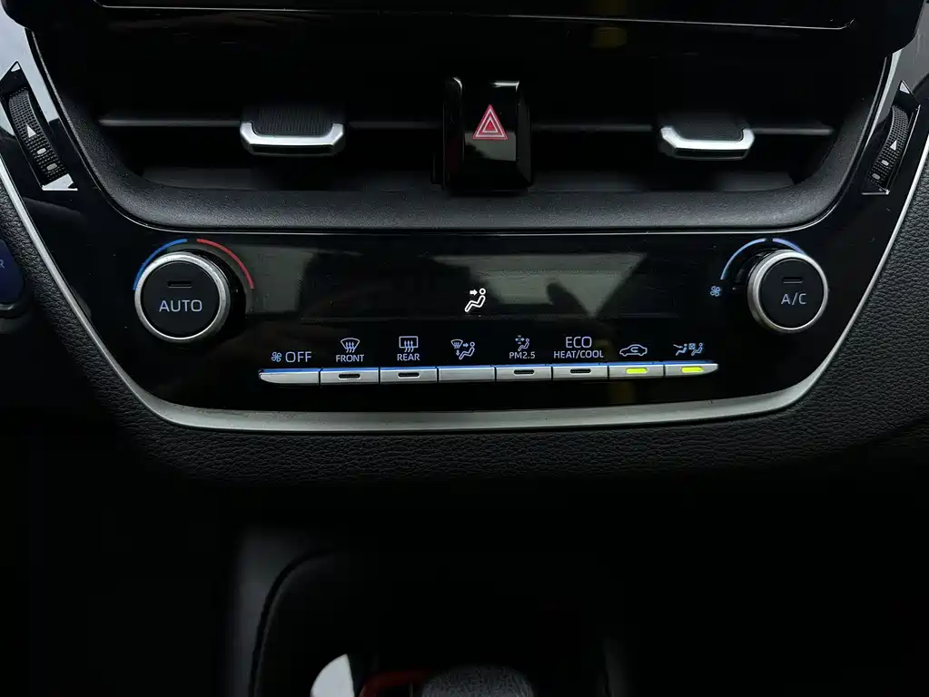 Toyota Levin 2022 — фото 16