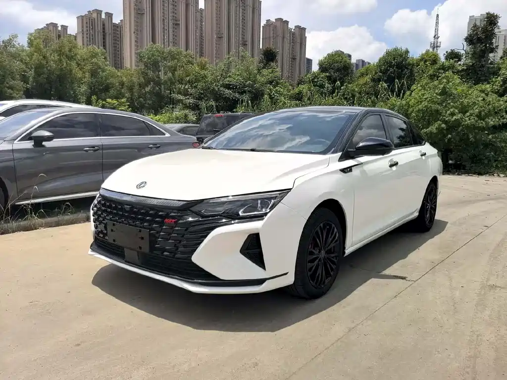 Dongfeng Yixuan MAX 2022 — фото 1
