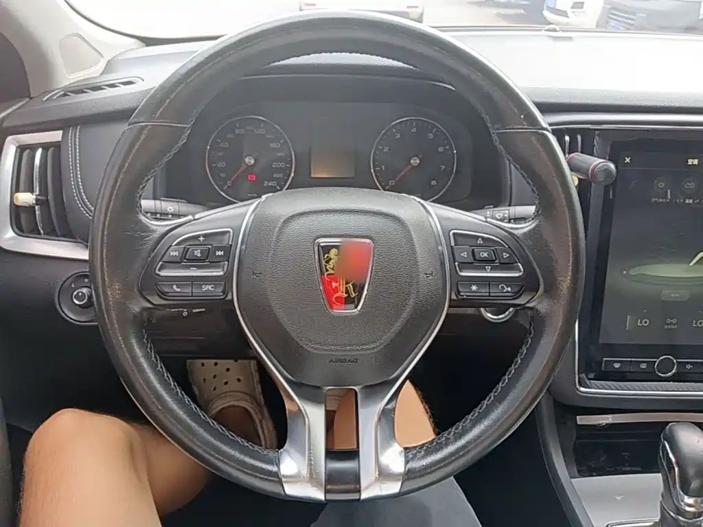 Roewe i6 Classic 2017 — фото 11