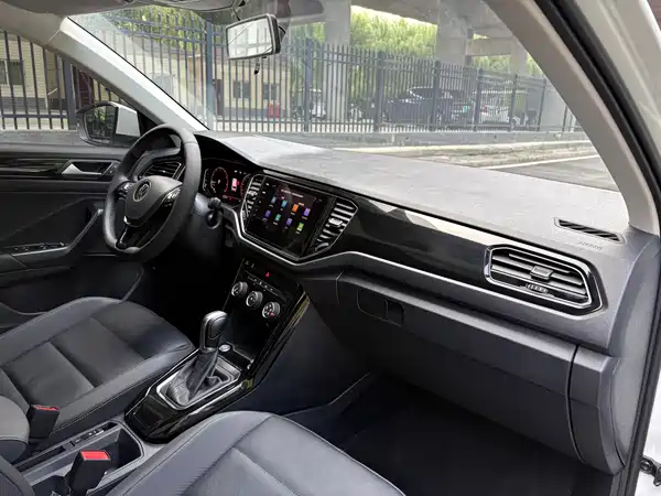 Volkswagen T-Roc 2021