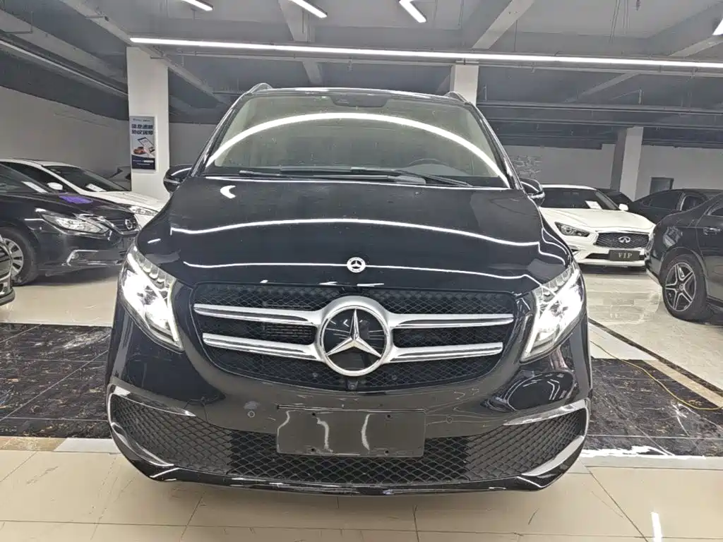 Mercedes-Benz V-Class 2022 — фото 3