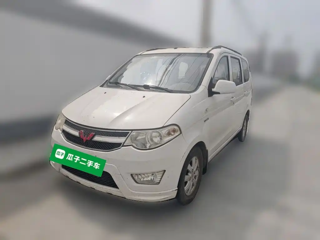 Wuling Hongguang 2016 — фото 2