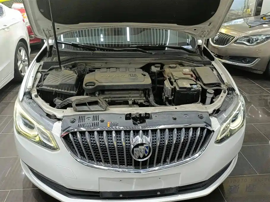 Buick Excelle 2016 — фото 10
