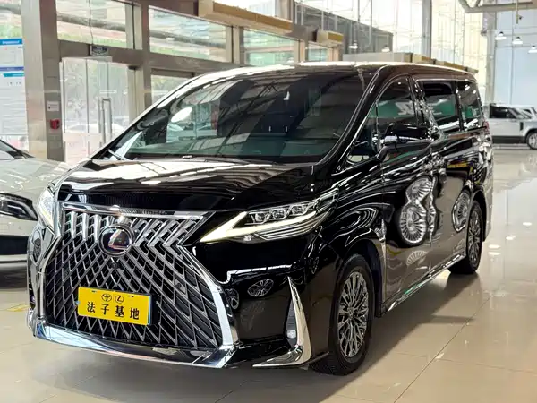 Lexus LM 2022