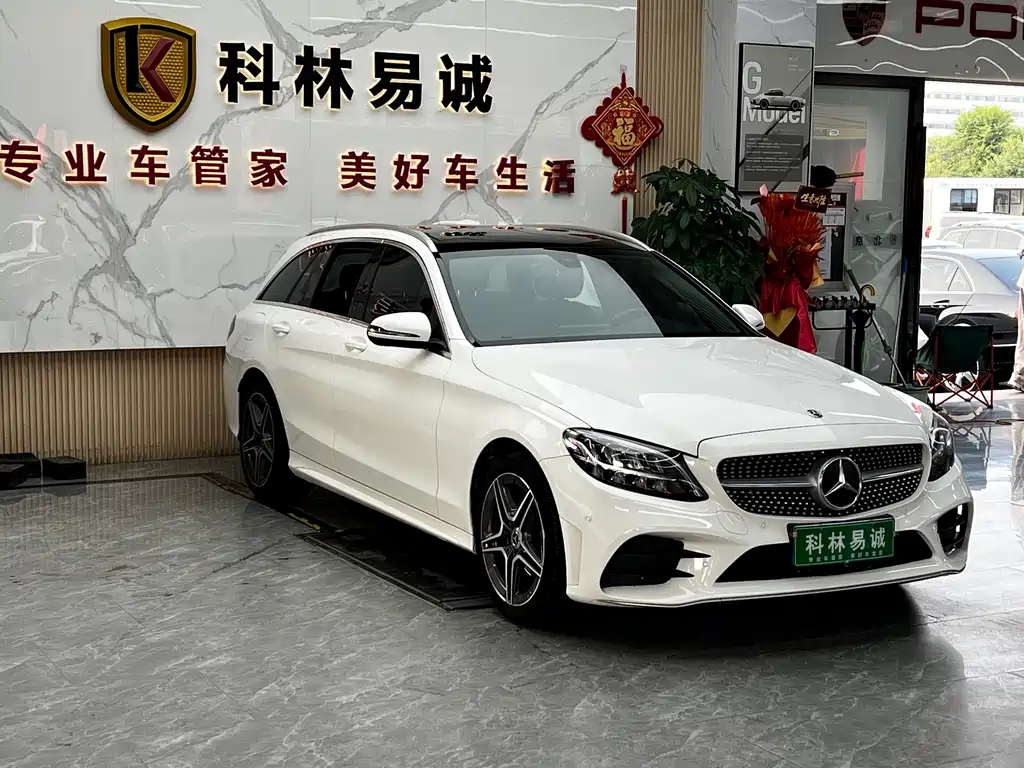 Mercedes-Benz C-Class 2022 — фото 3