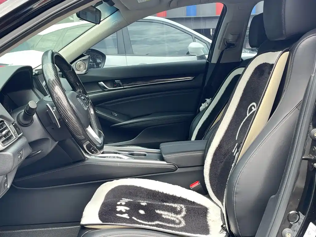 Honda Accord 2023 — фото 9