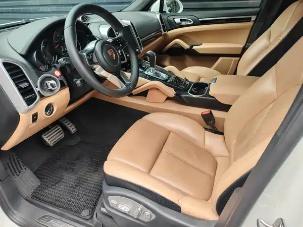 Porsche Cayenne 2017
