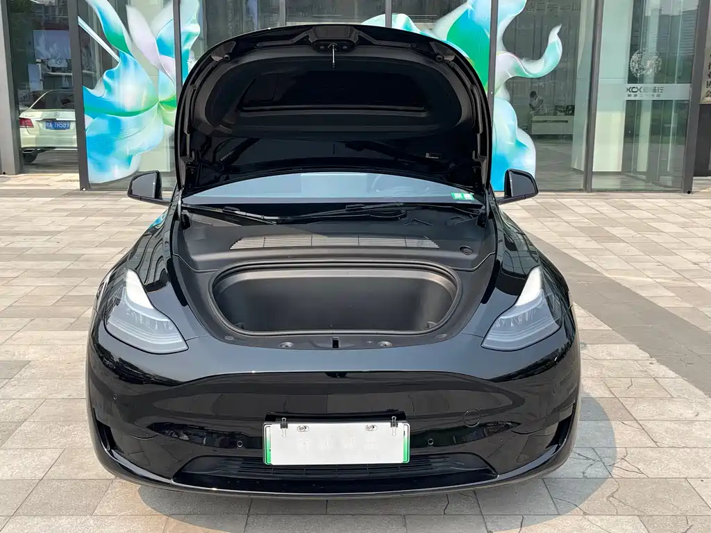 Tesla Model Y 2022 — фото 24