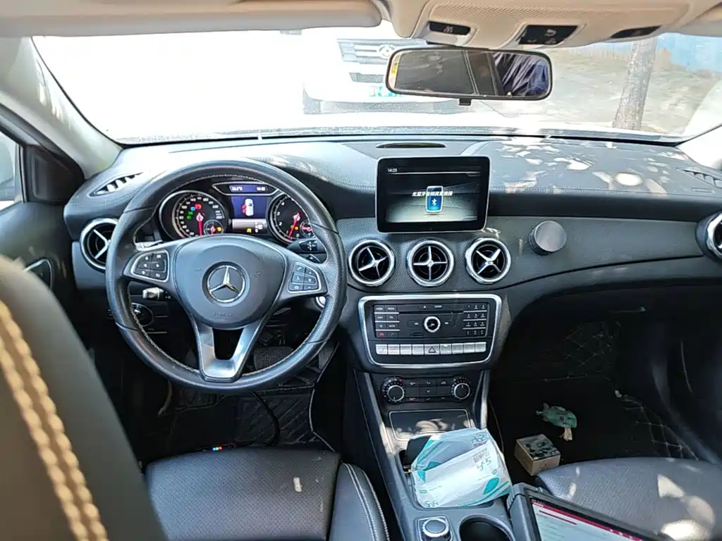 Mercedes-Benz GLA 2018 — фото 10