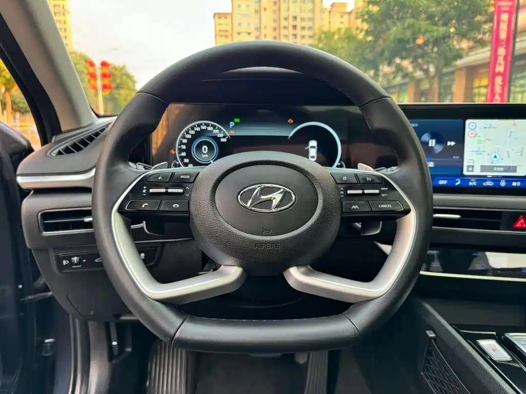 Hyundai Sonata 2020 — фото 17