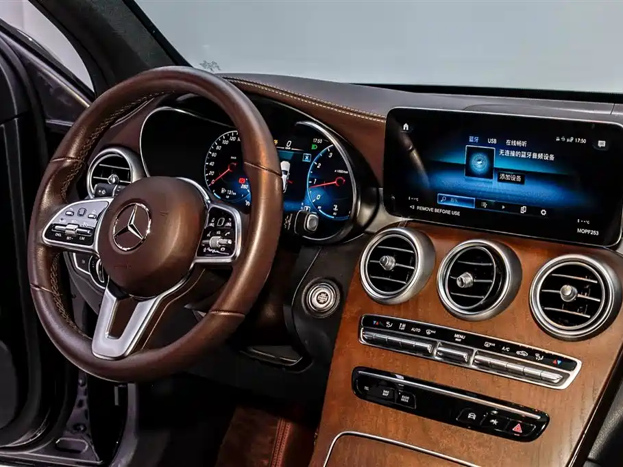 Mercedes-Benz GLC 2023 — фото 24