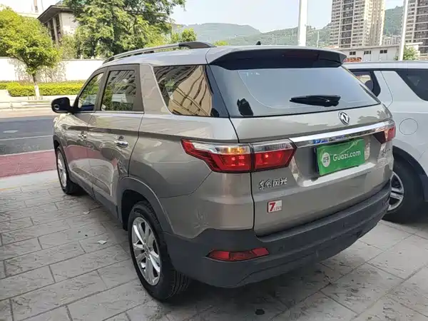 Dongfeng Scenery S560 2019