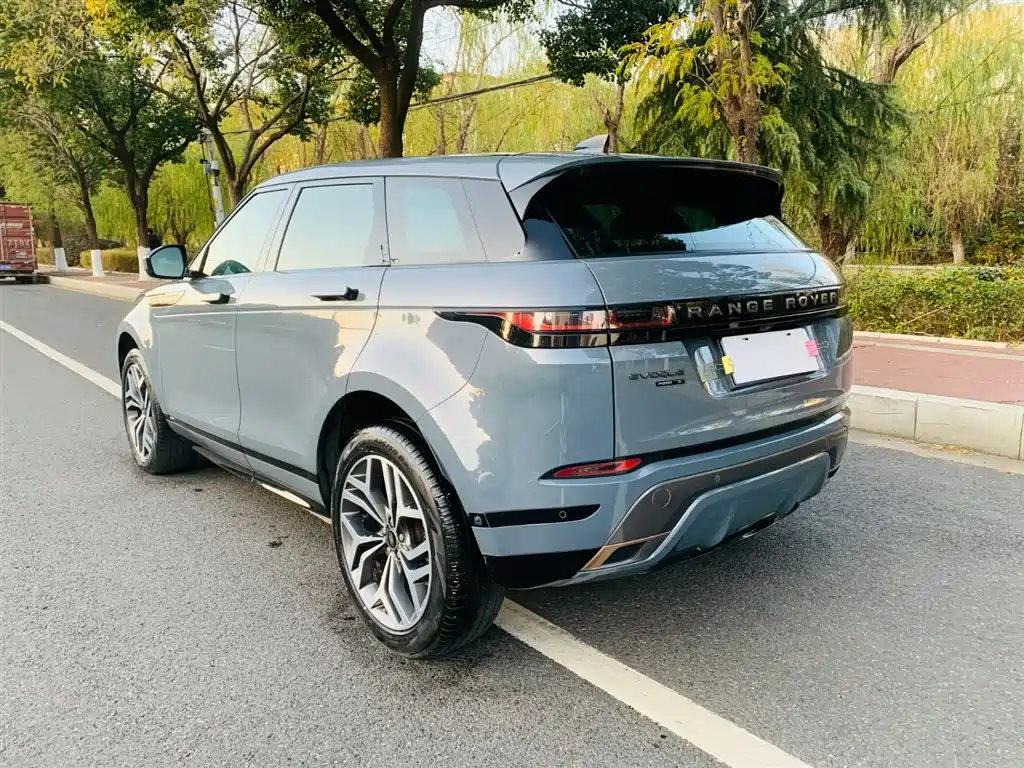 Land Rover Evoque 2021 — фото 9
