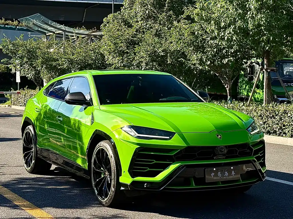 Lamborghini Urus 2023 — фото 3