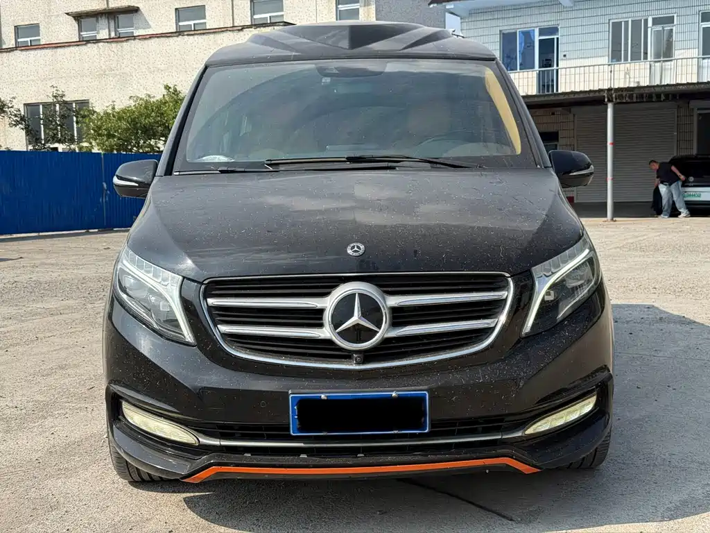 Mercedes-Benz V-Class 2020 — фото 2