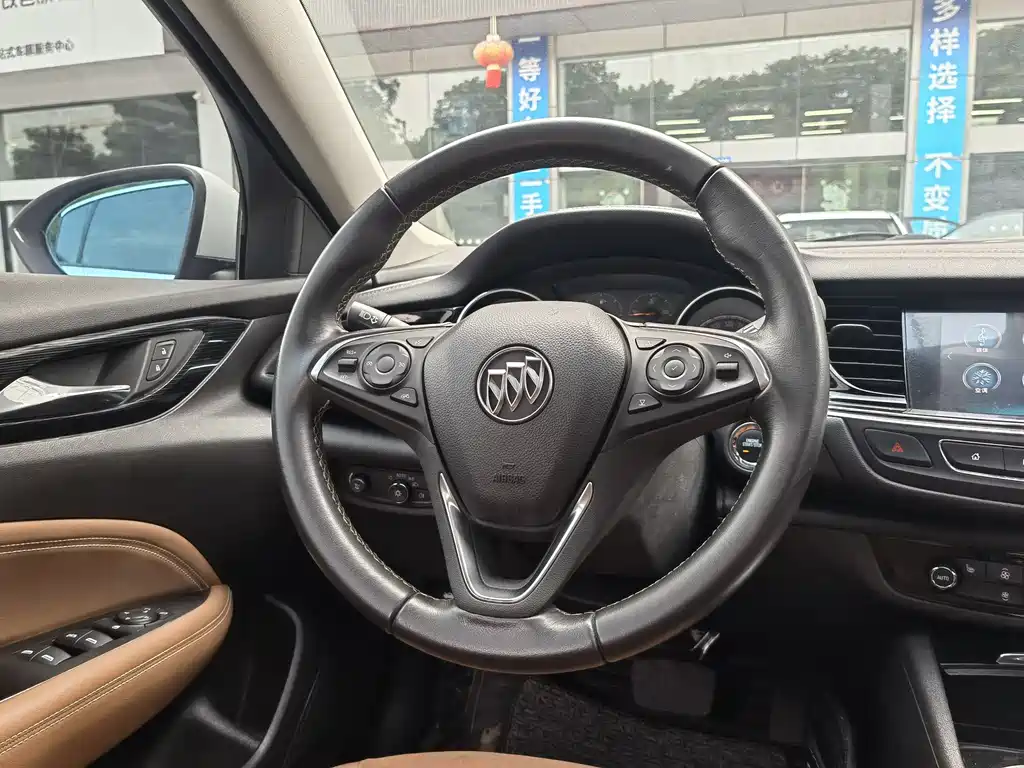 Buick Regal 2019 — фото 10