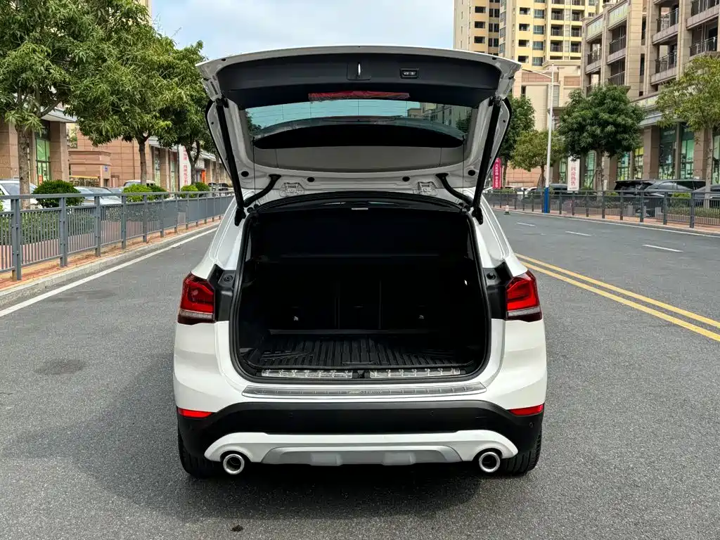 BMW X1 2020 — фото 13