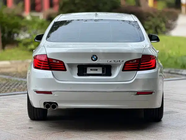 BMW 5 Series 2016
