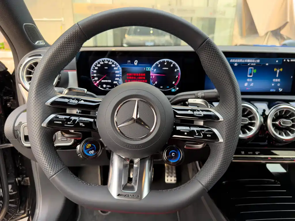 Mercedes-Benz A-Class AMG 2026 — фото 10