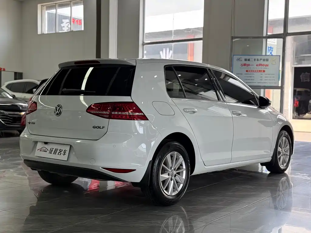 Volkswagen Golf 2016