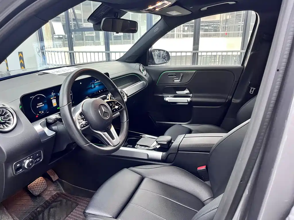 Mercedes-Benz EQB 2022