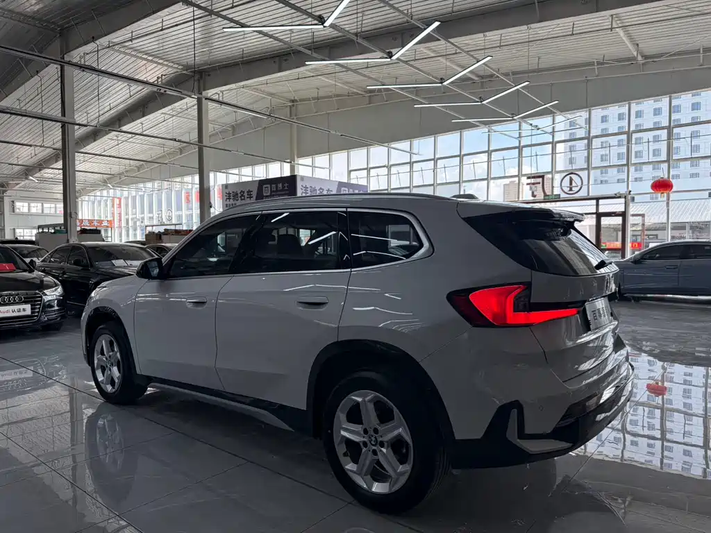 BMW X1 2023 — фото 7