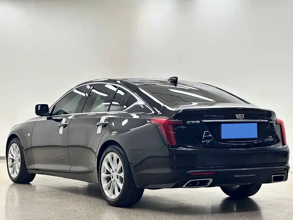 Cadillac CT5 2022 — фото 4