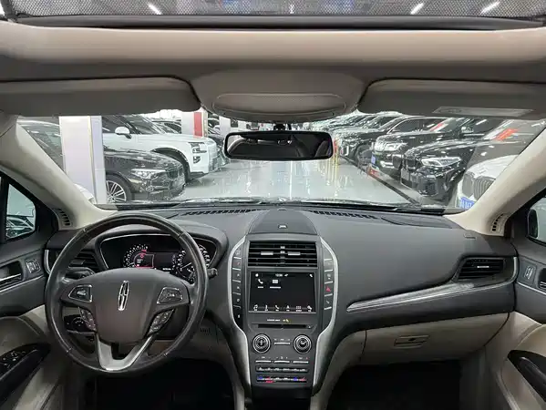 Lincoln MKC 2019