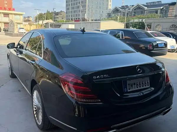 Mercedes-Benz S-Class 2014